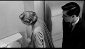 Psycho (1960)John Gavin, Vera Miles, bathroom and camera above